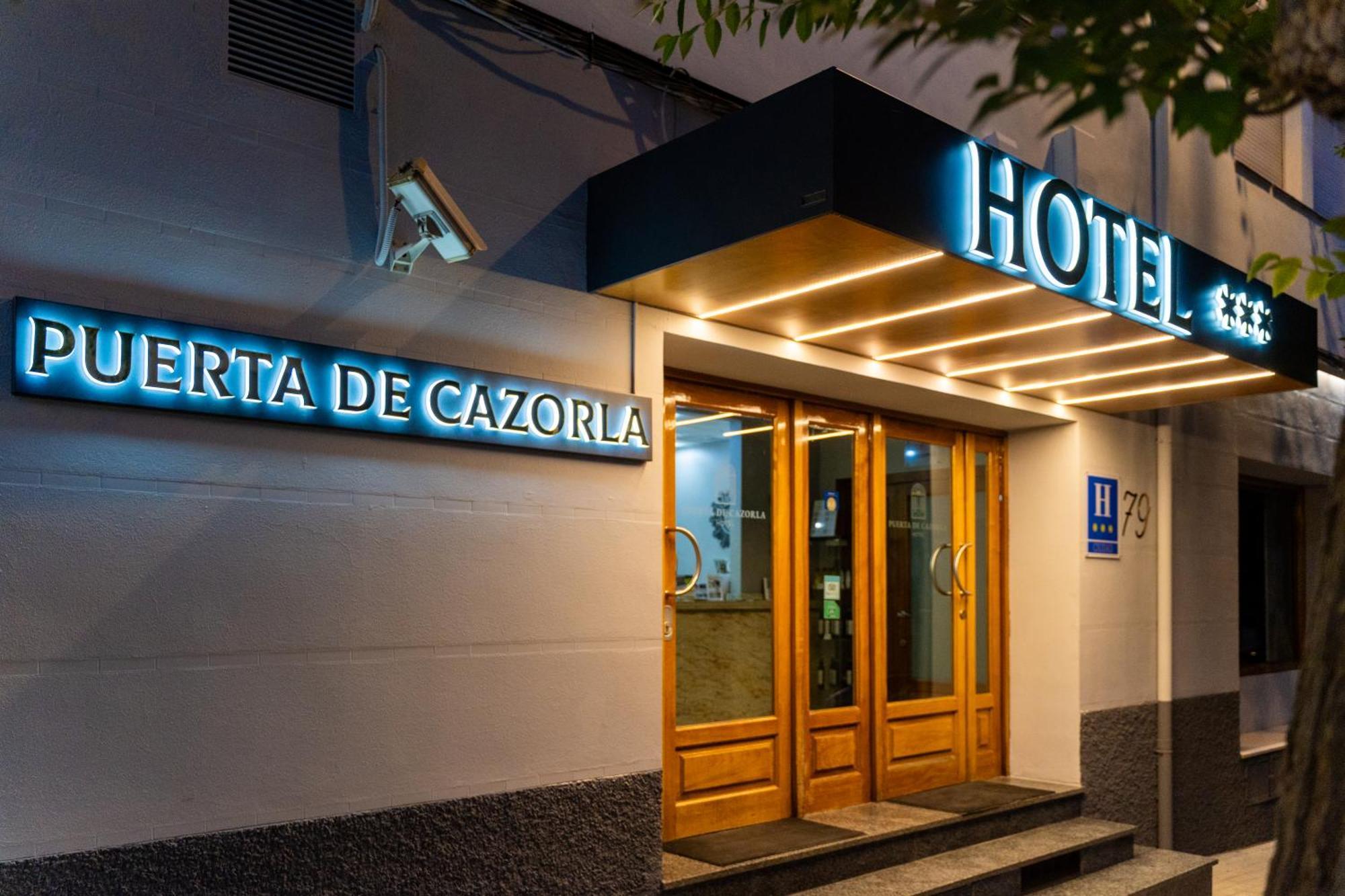 Hotel Puerta De Cazorla Zewnętrze zdjęcie